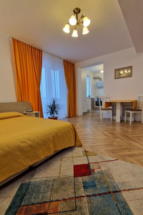 Appartamento Domus magistrae Bucarest Esterno foto