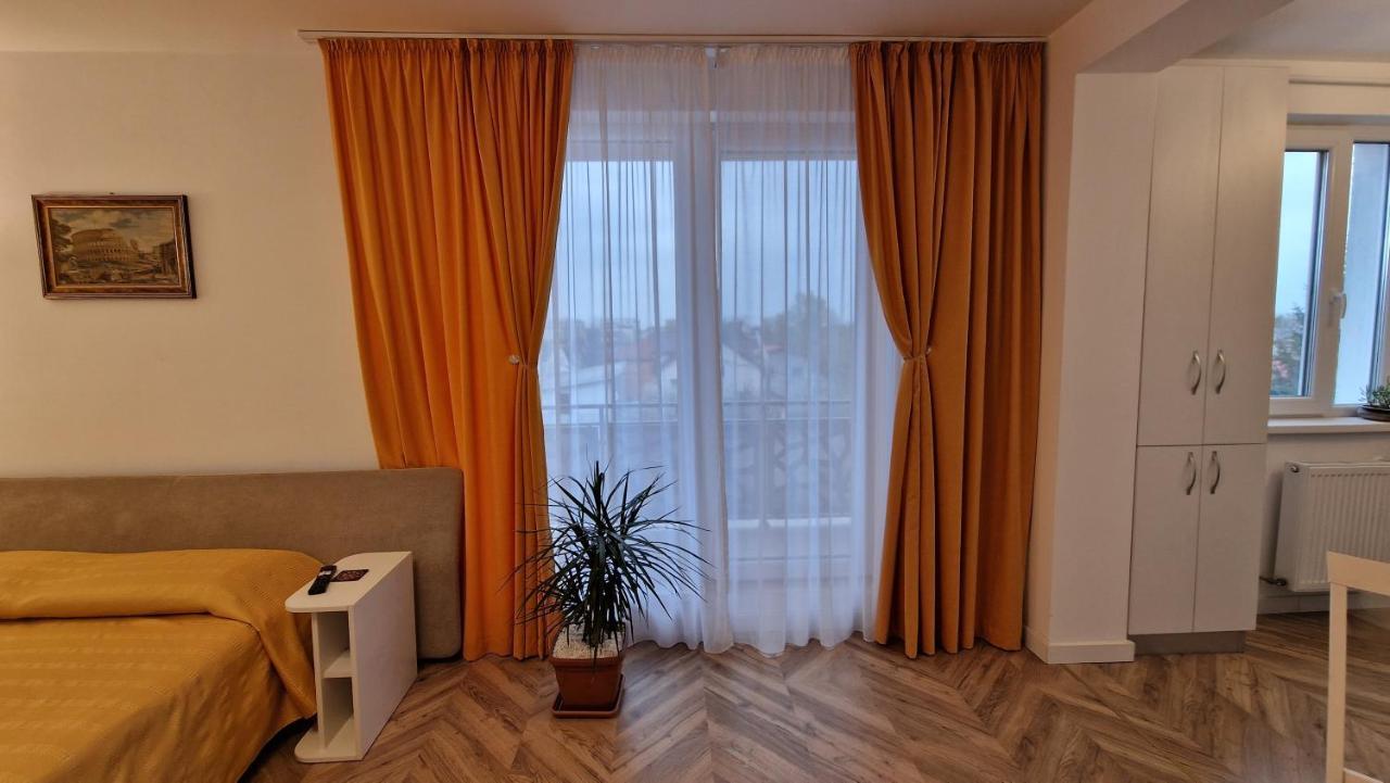 Appartamento Domus magistrae Bucarest Esterno foto