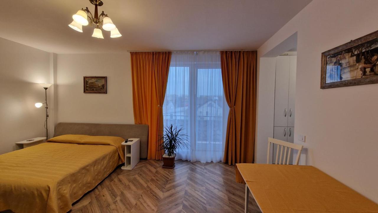 Appartamento Domus magistrae Bucarest Esterno foto